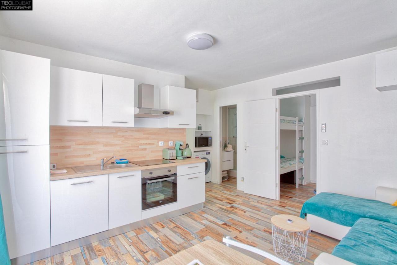 T2 Prestige Bandol Apartment Luaran gambar